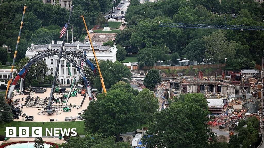 The US Senate removed $1bn in funding for the White House ballroom project.